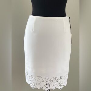 Calvin Klein White Scalloped Hem Pencil Skirt